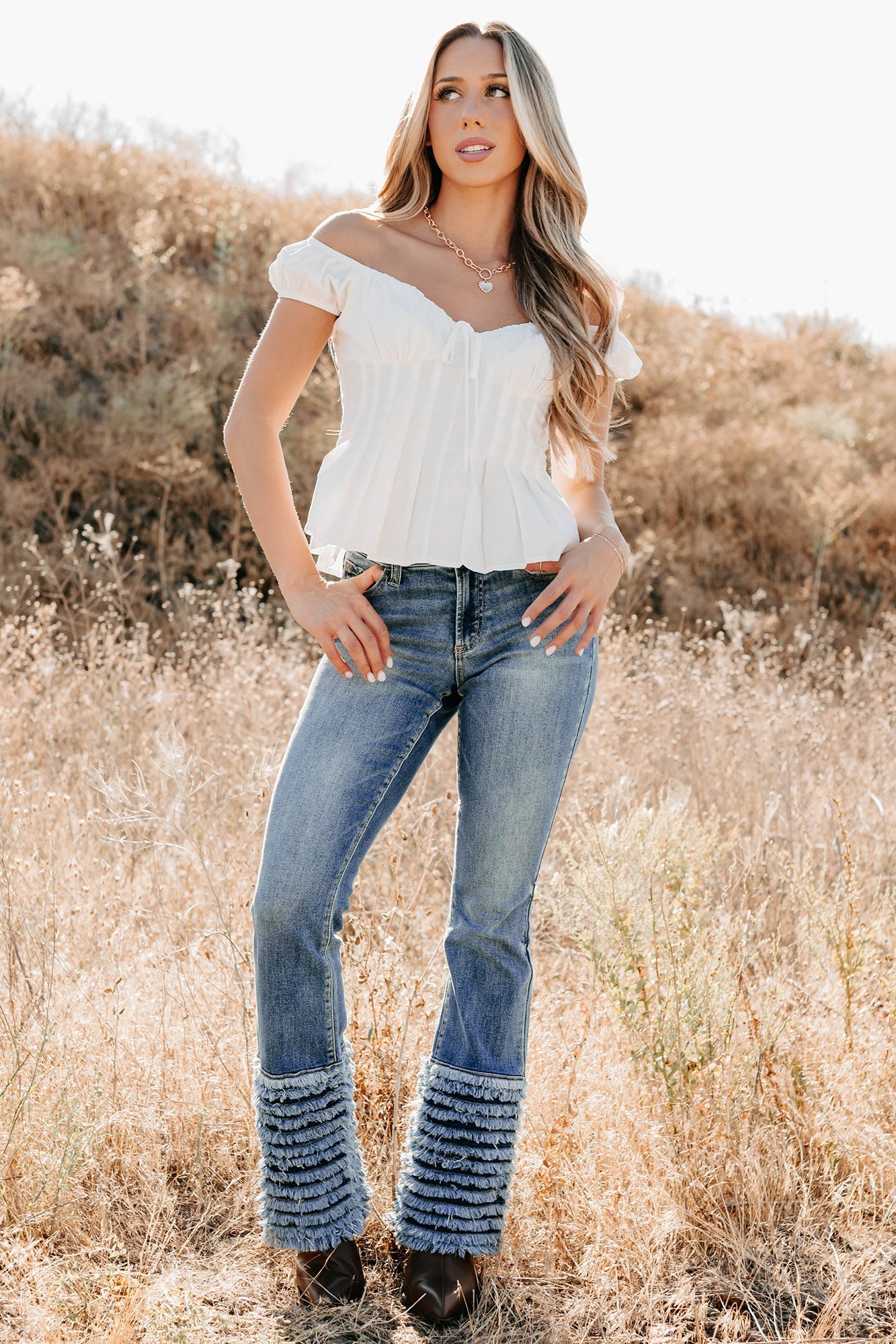 Vera Mid Rise Frayed Hem Cello Flare Jeans (Medium)