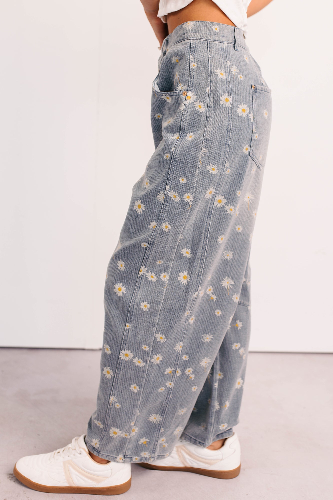 Rae Floral Stripe Wide Leg Barrel Jeans (Denim)